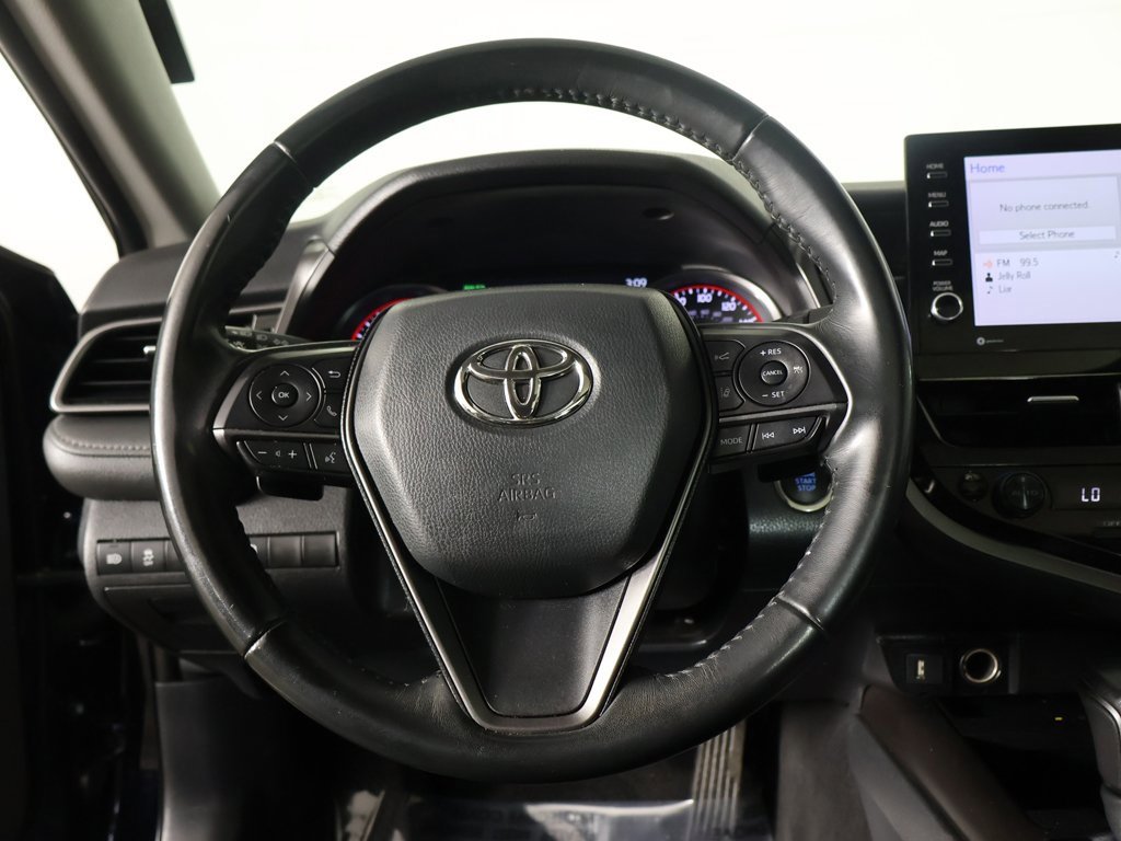 Used 2022 Toyota Camry XSE image 35