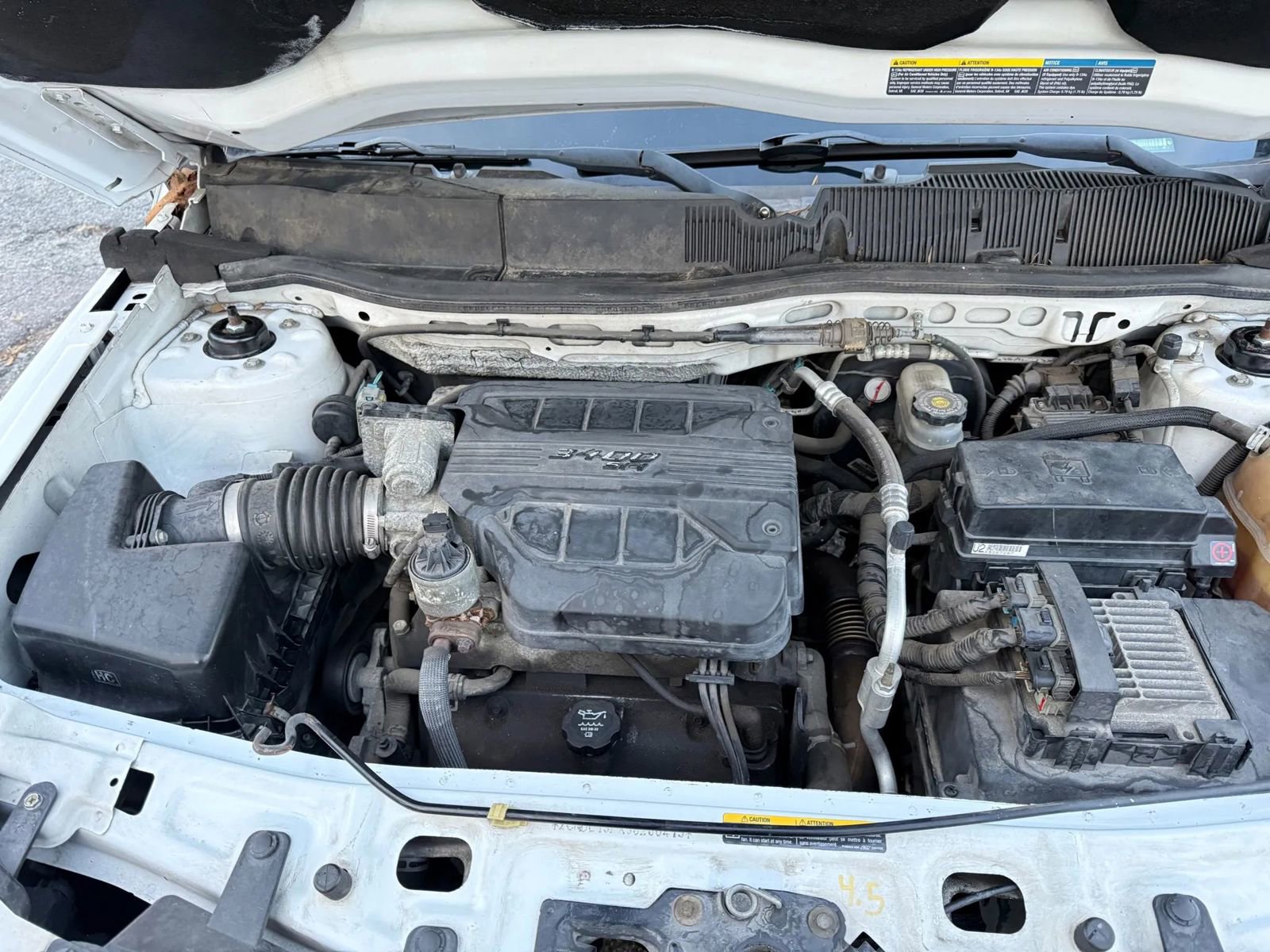 Used 2005 Chevrolet Equinox LS image 11