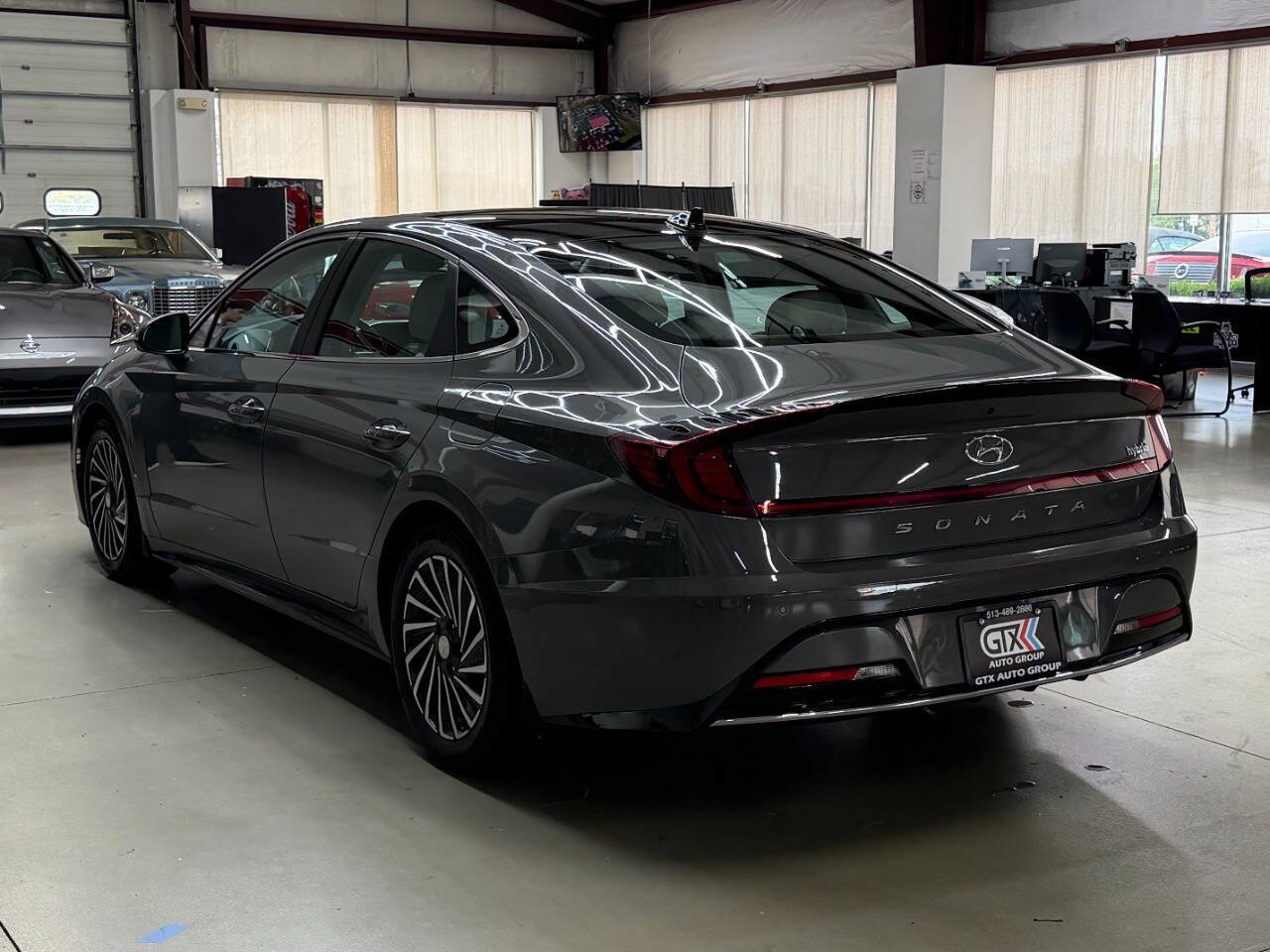 Used 2021 Hyundai Sonata Limited FWD image 4