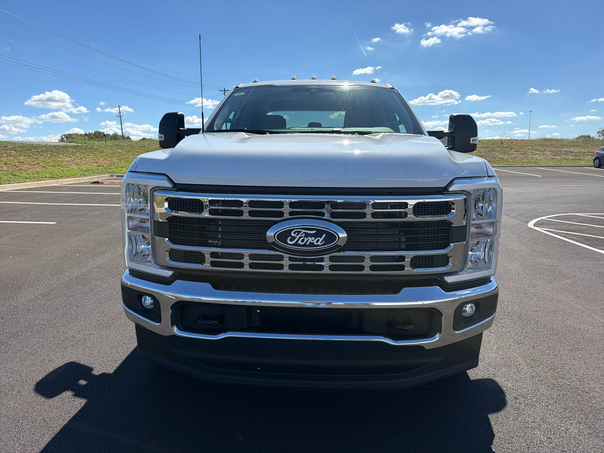 New 2027 Ford F250 XLT AWD/4WD image 2