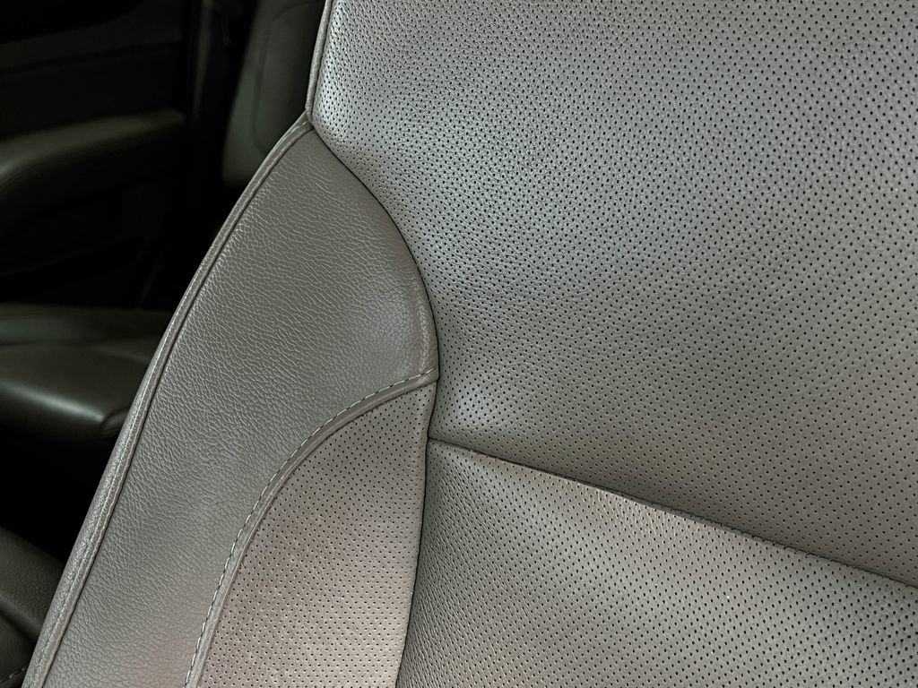 Used 2019 GMC Yukon SLT w/ Open Road Package image 20