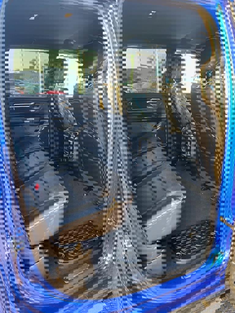 Used 2019 RAM 1500 Laramie w/ Sport Appearance Package image 6