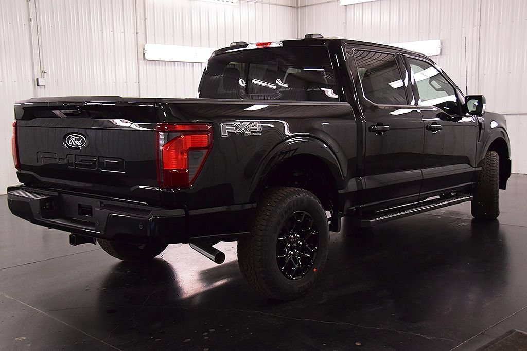 New 2026 Ford F150 XLT w/ Equipment Group 302A MID AWD/4WD image 8