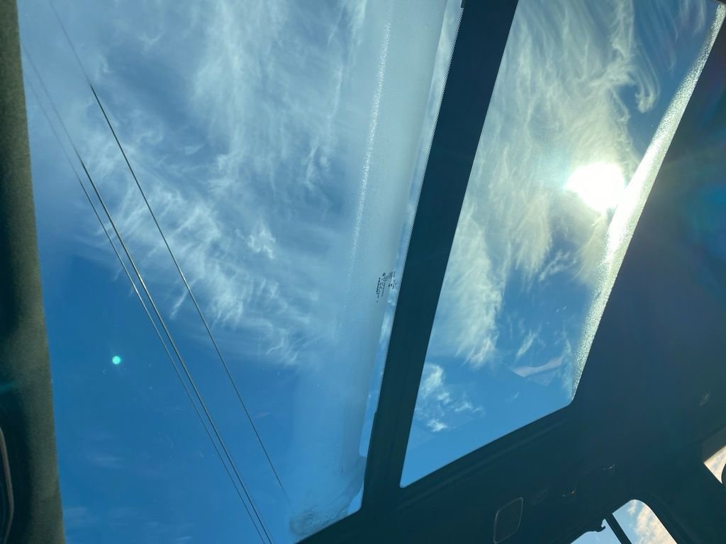 Used 2022 Jeep Grand Wagoneer Series III image 35