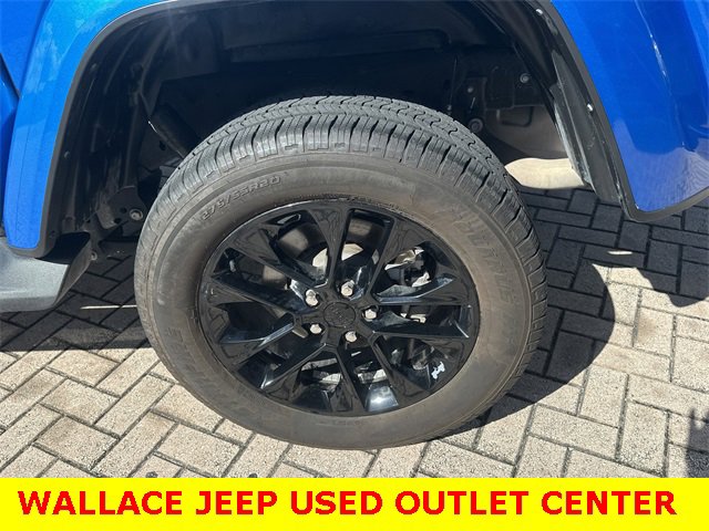 Used 2023 Jeep Gladiator Overland image 11