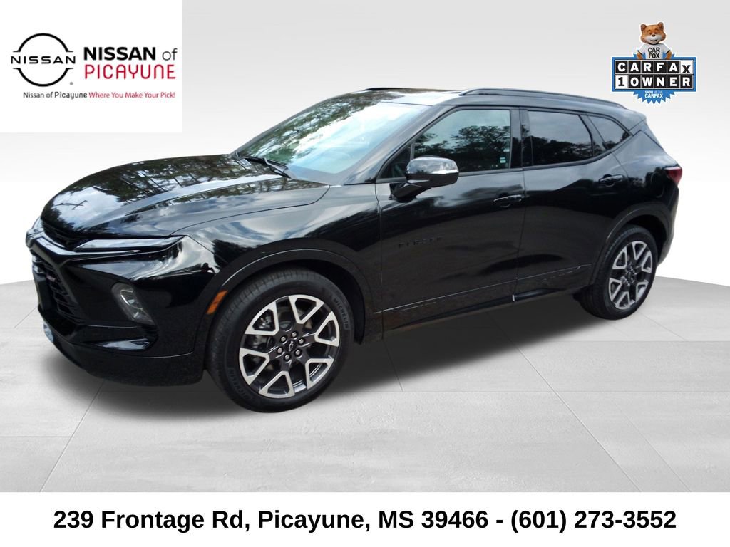 Used 2025 Chevrolet Blazer RS image 1