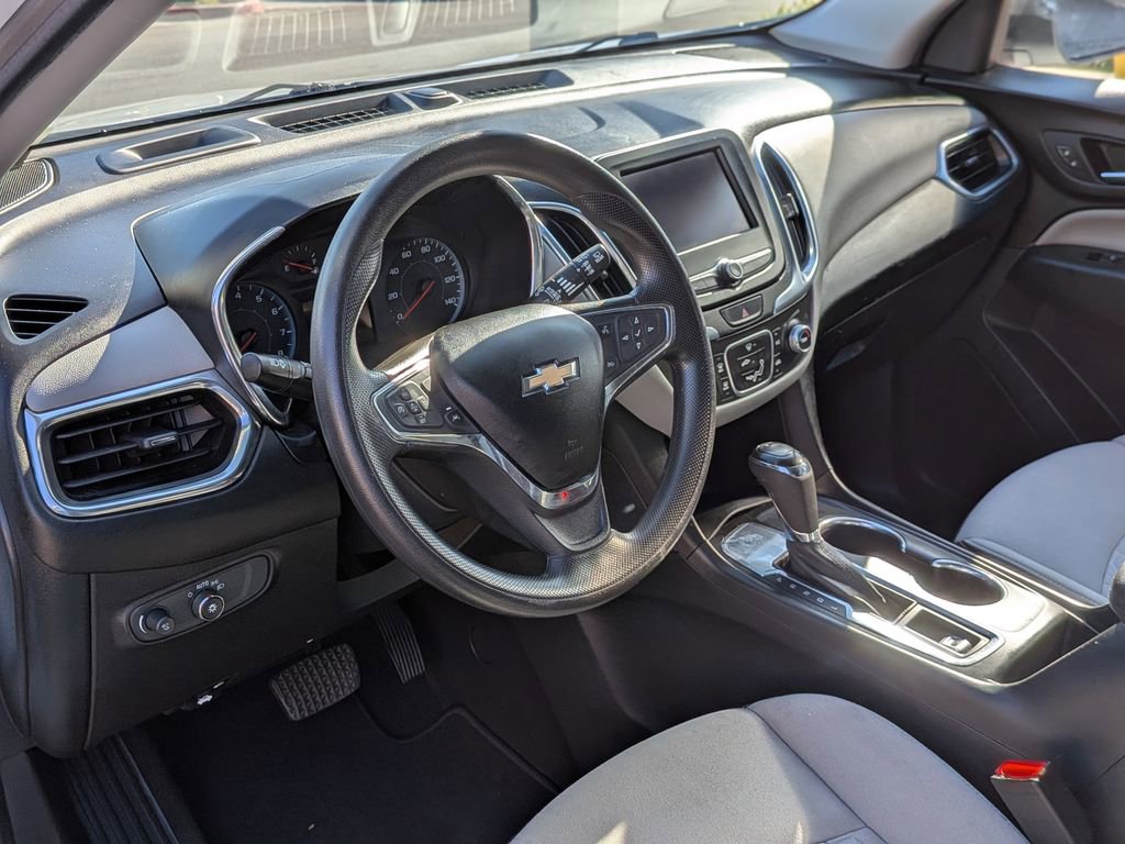 Used 2020 Chevrolet Equinox LS image 13