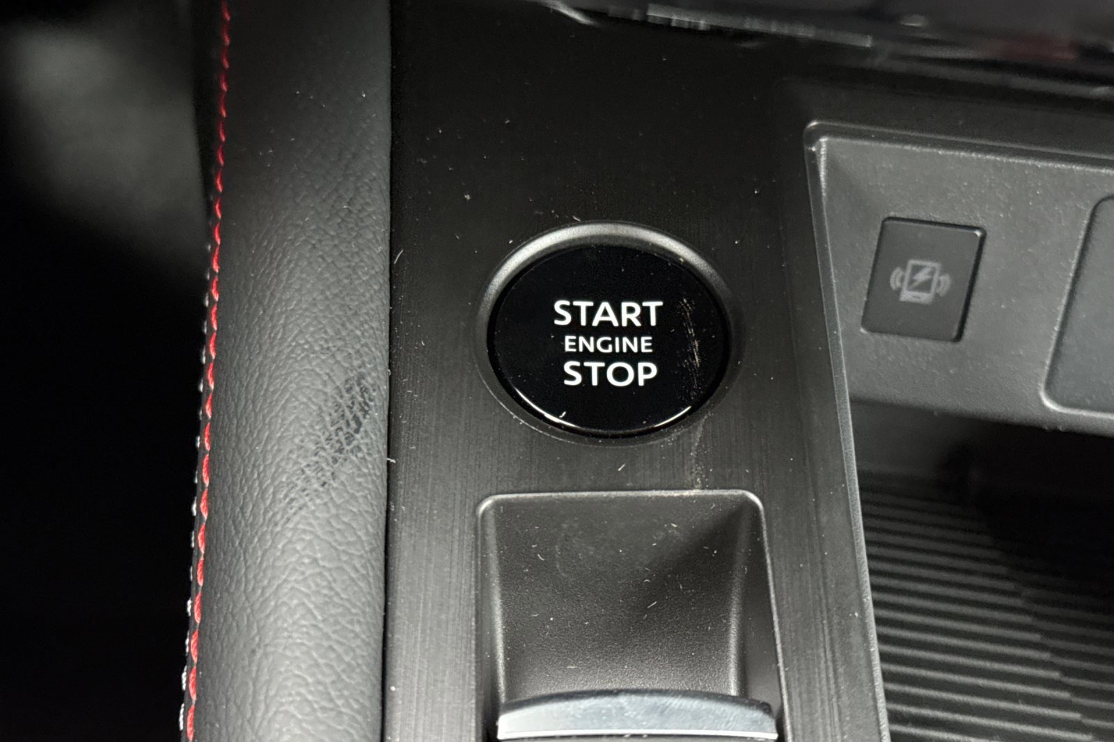 New 2026 Nissan Kicks SR image 19