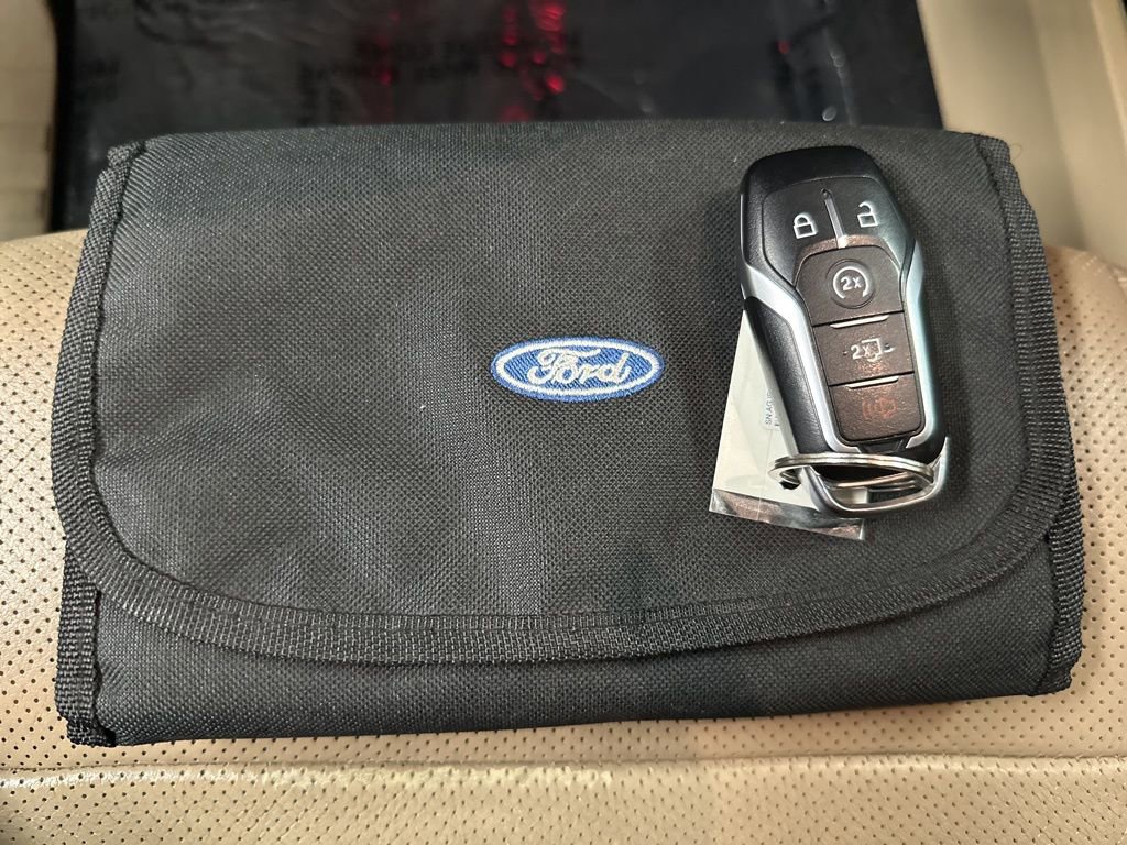 Used 2015 Ford F150 Lariat w/ Equipment Group 502A Luxury image 36