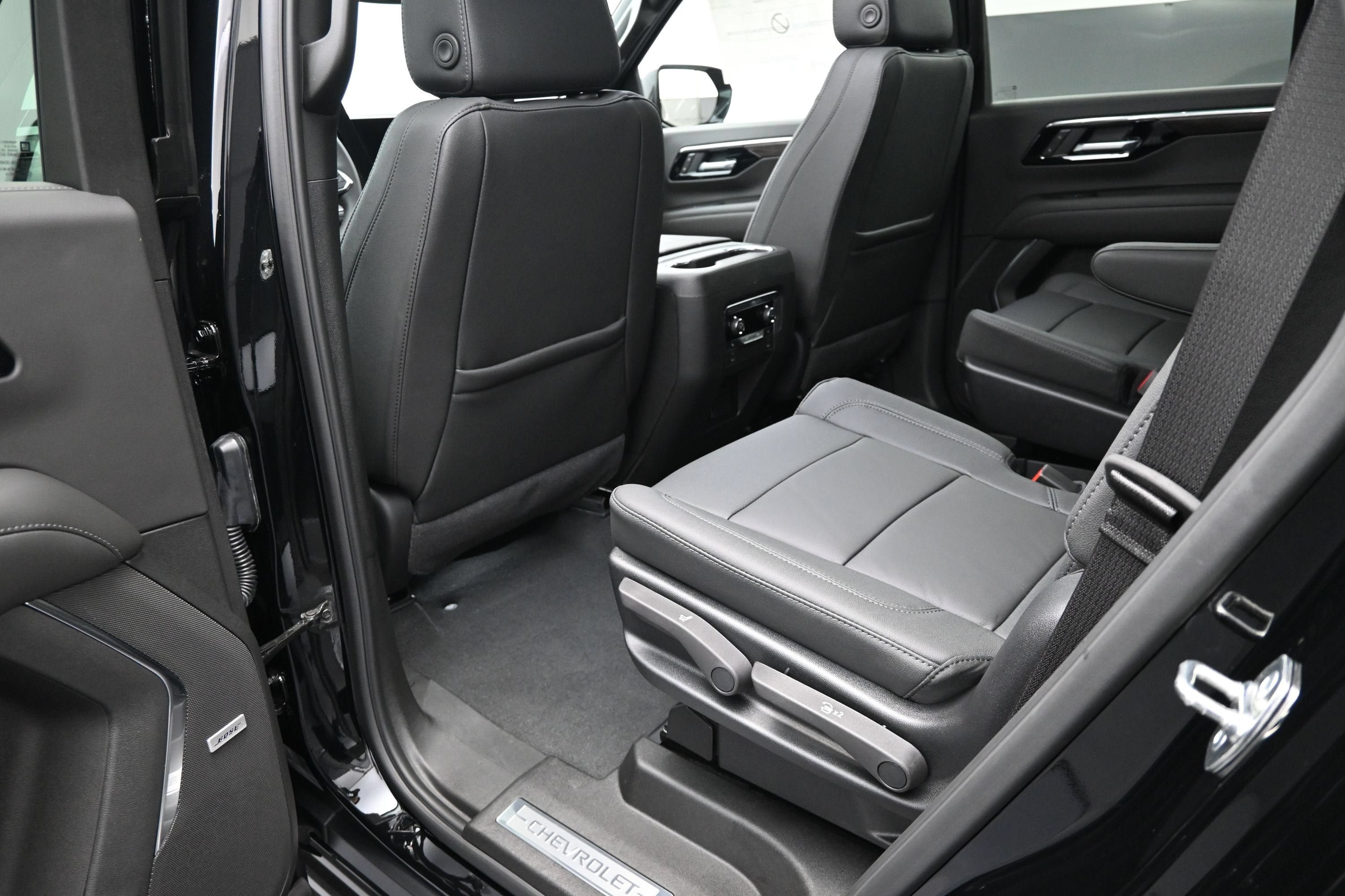 New 2026 Chevrolet Tahoe LT w/ Comfort Package AWD/4WD image 32