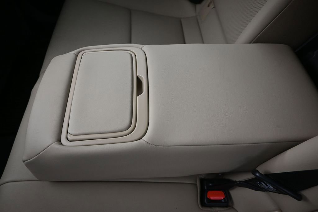 Used 2021 Lexus ES 300h w/ Premium Package FWD image 17