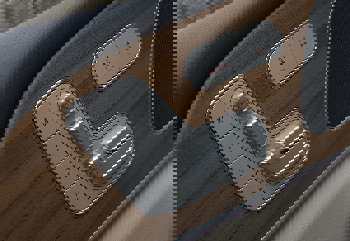 Used 2024 Mercedes-Benz GLE 350 4MATIC SUV image 32