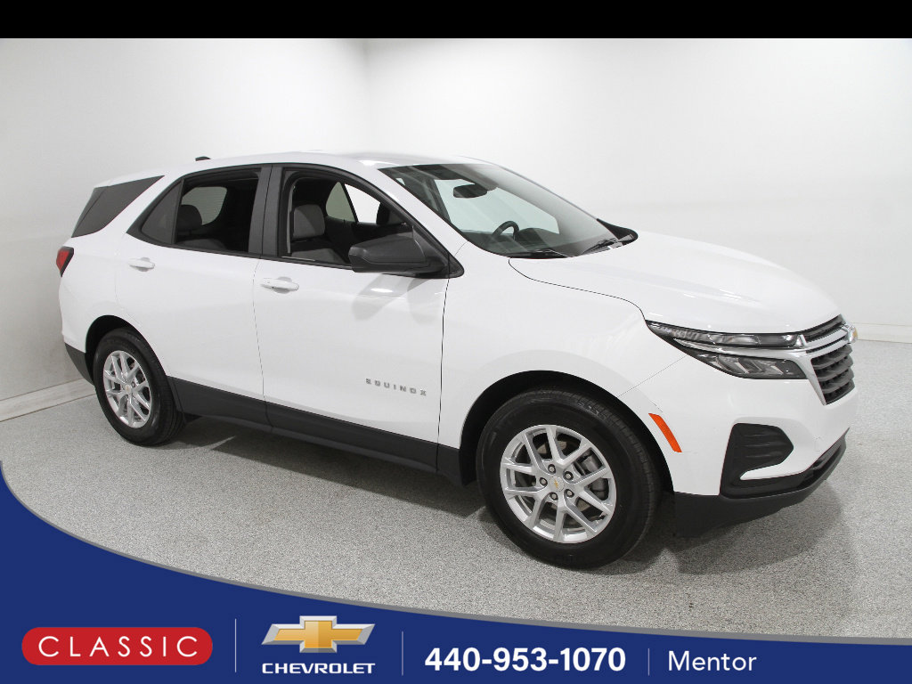 Used 2024 Chevrolet Equinox LS w/ LS Convenience Package image 1