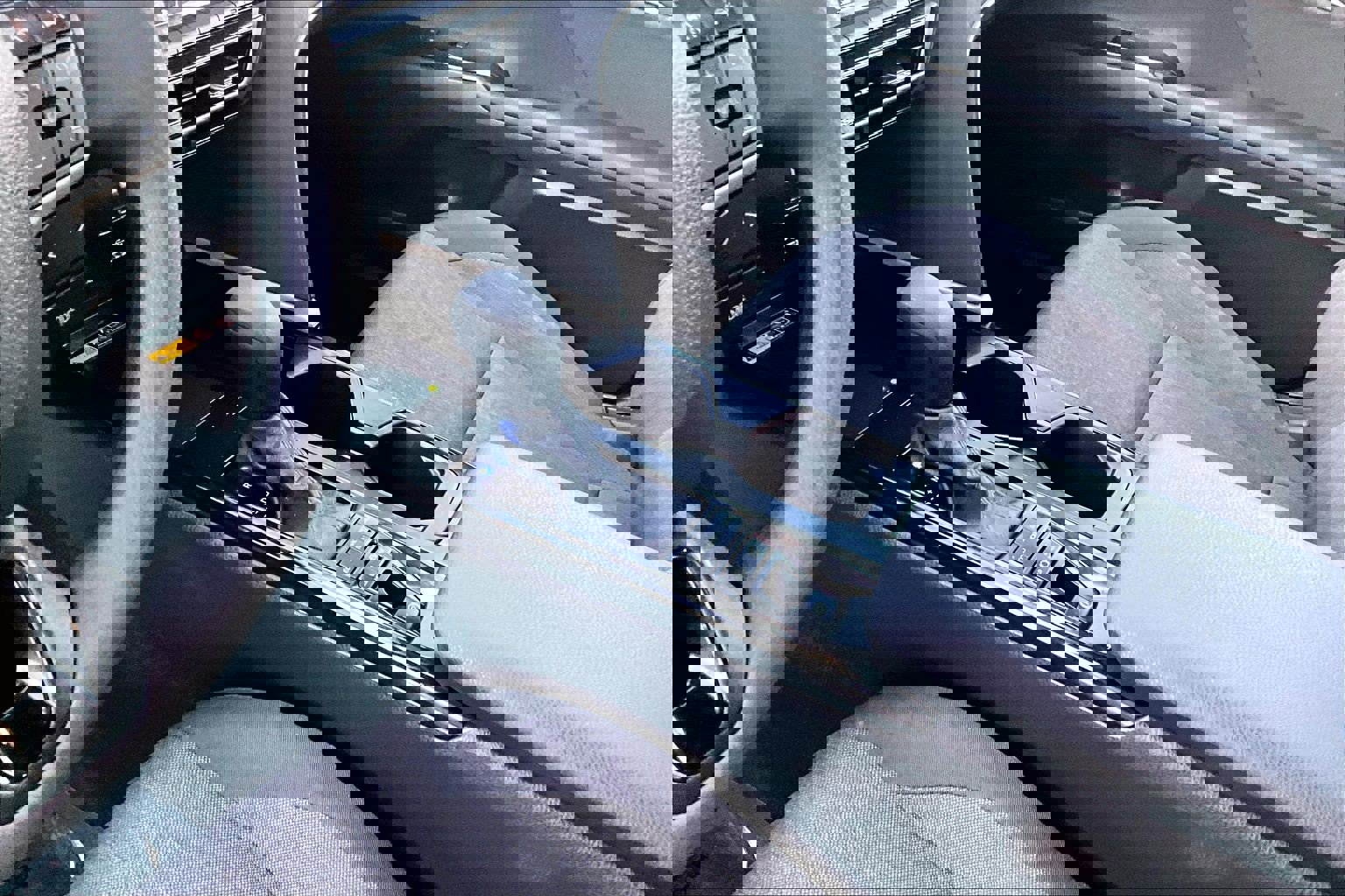 Used 2025 Toyota Camry LE image 16