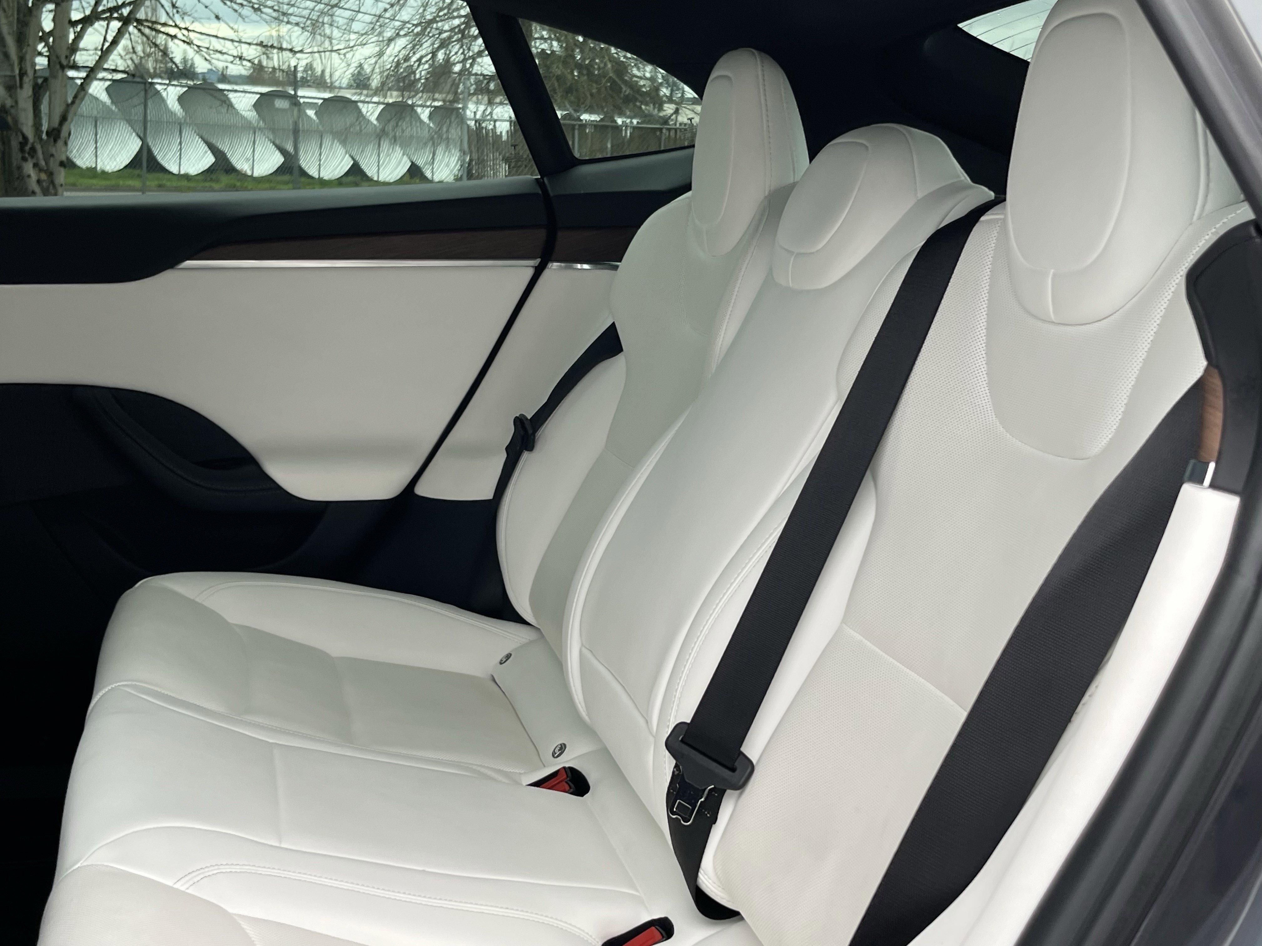 Used 2022 Tesla Model S image 14