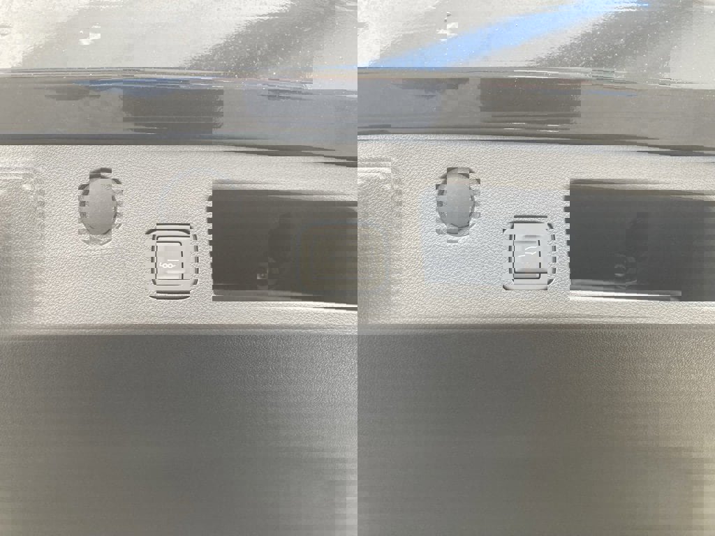 New 2026 Chevrolet Equinox LT w/ Convenience Package II image 25