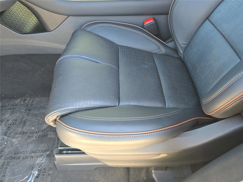 New 2026 Lincoln Aviator Black Label w/ Jet Appearance Package image 14