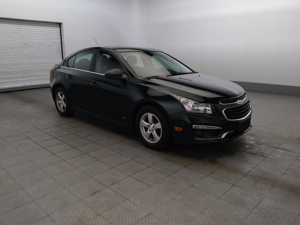 Used 2015 Chevrolet Cruze LT w/ Sun And Sound Package FWD image 11
