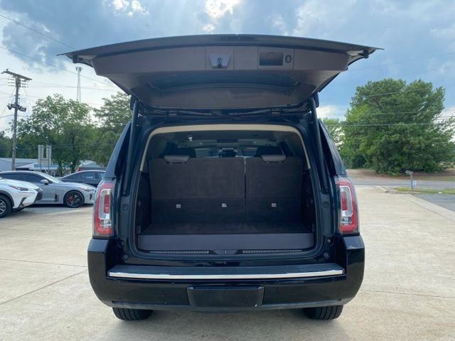 Used 2017 GMC Yukon Denali w/ Open Road Package AWD/4WD image 10