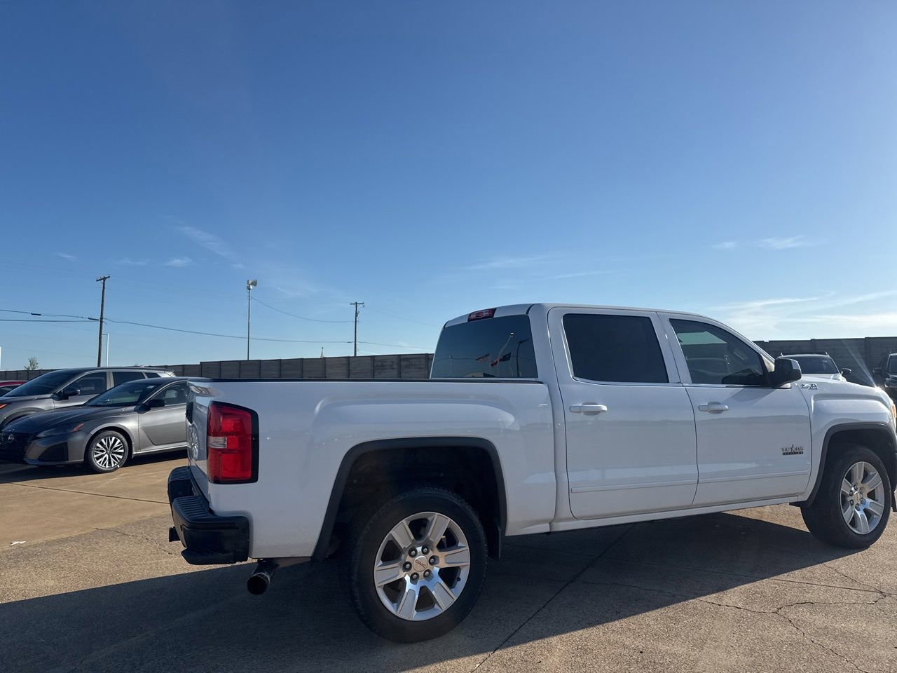 Used 2014 GMC Sierra 1500 SLE w/ Texas SLE Value Package RWD image 19