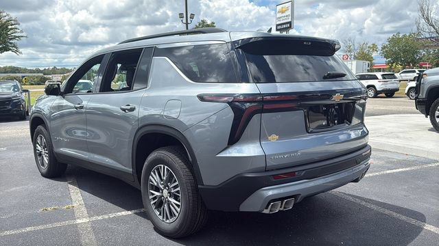 New 2027 Chevrolet Traverse LT w/ Driver Confidence Package FWD image 5