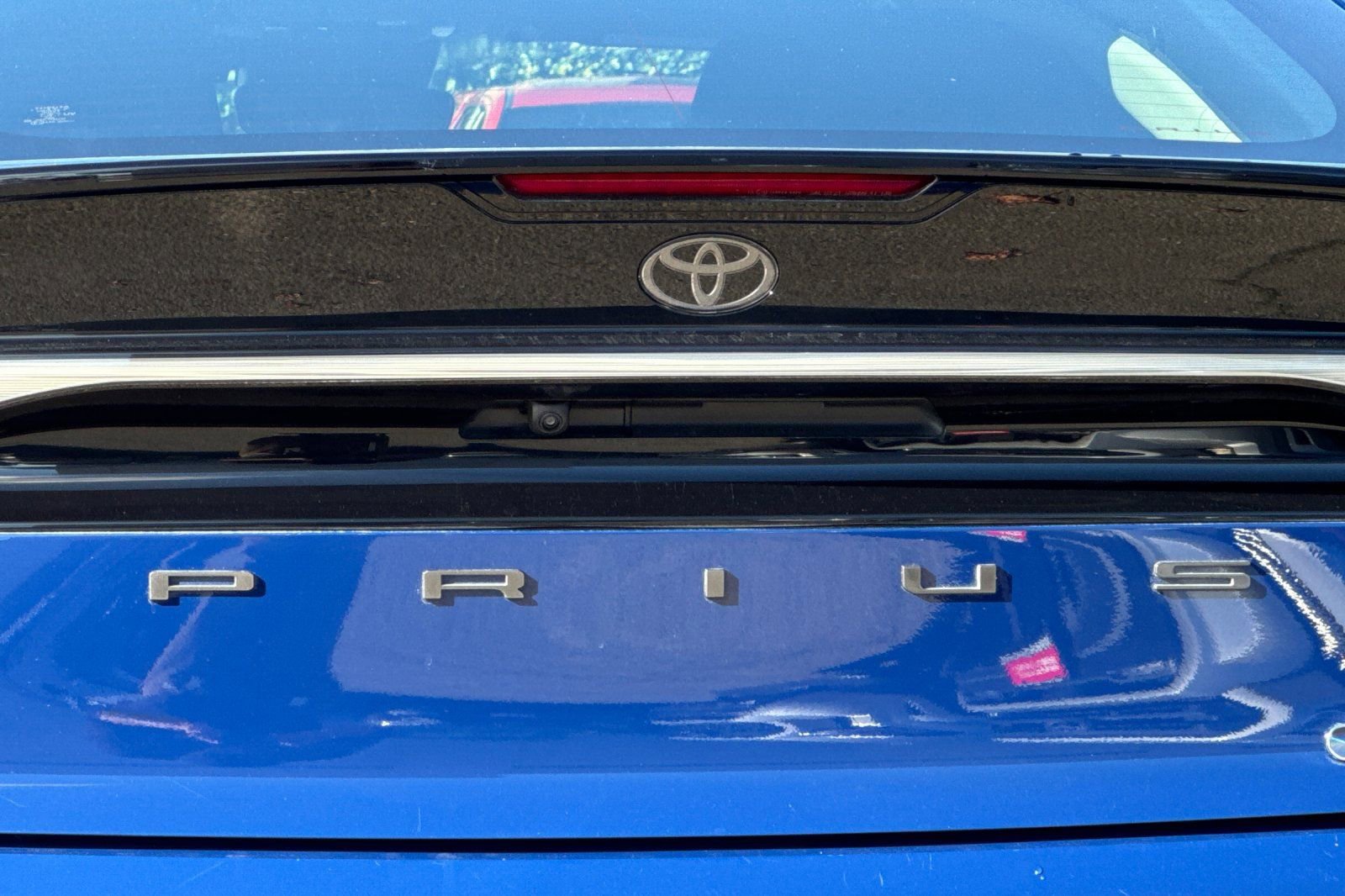 Used 2025 Toyota Prius Plug-In Hybrid image 13