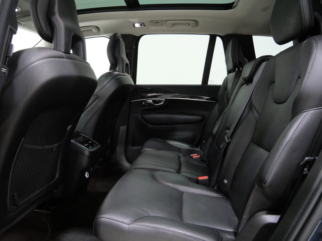 Used 2018 Volvo XC90 T6 Momentum w/ Convenience Package AWD/4WD image 22