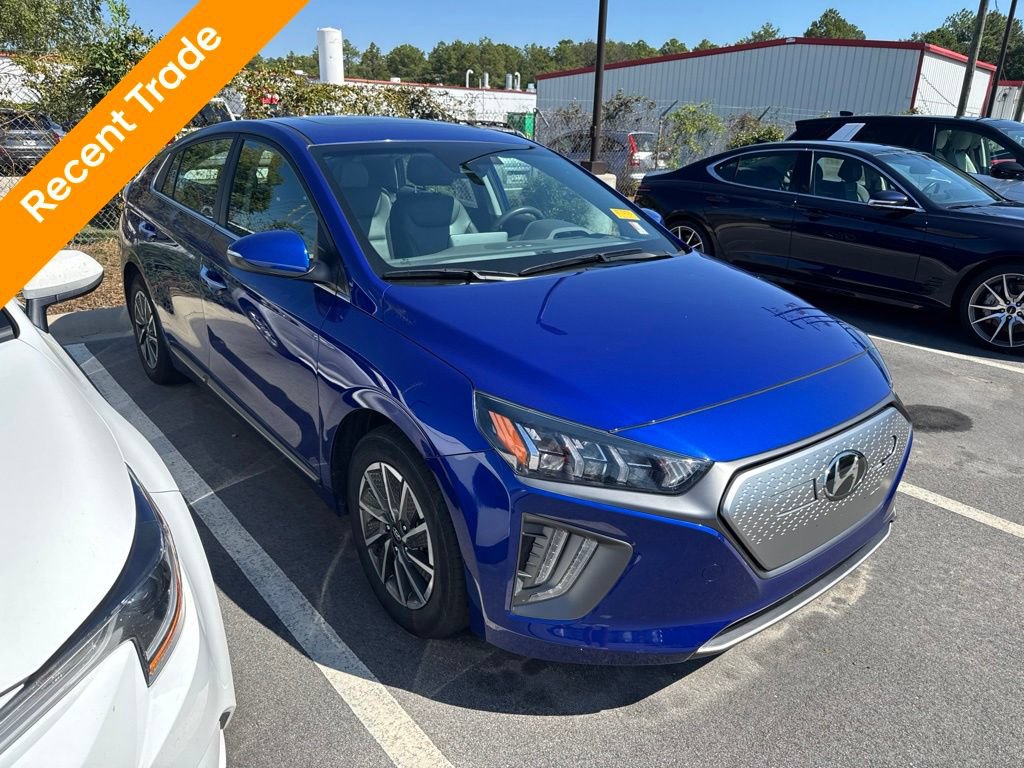Used 2021 Hyundai Ioniq Limited FWD image 2