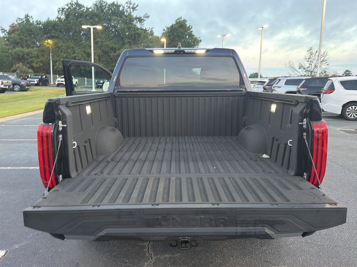 Used 2023 Toyota Tundra Limited AWD/4WD image 34