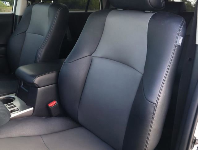 Used 2023 Toyota 4Runner SR5 Premium w/ Moonroof Package RWD image 13