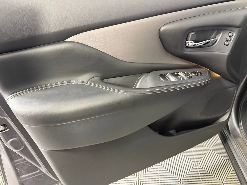 Used 2024 Nissan Murano SL image 25