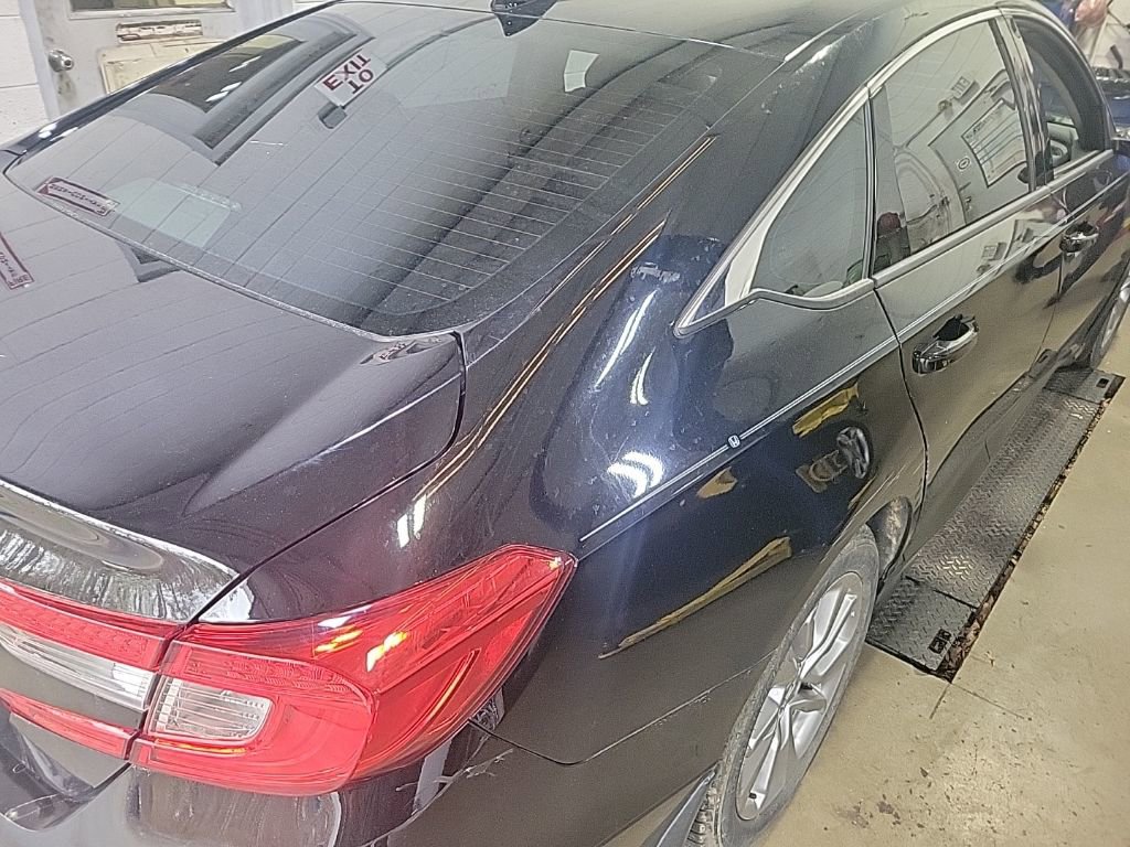 Used 2018 Honda Accord LX image 3