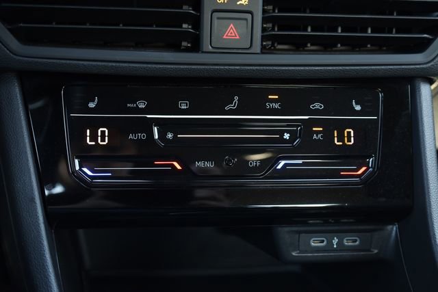 Used 2025 Volkswagen Jetta Sport image 19