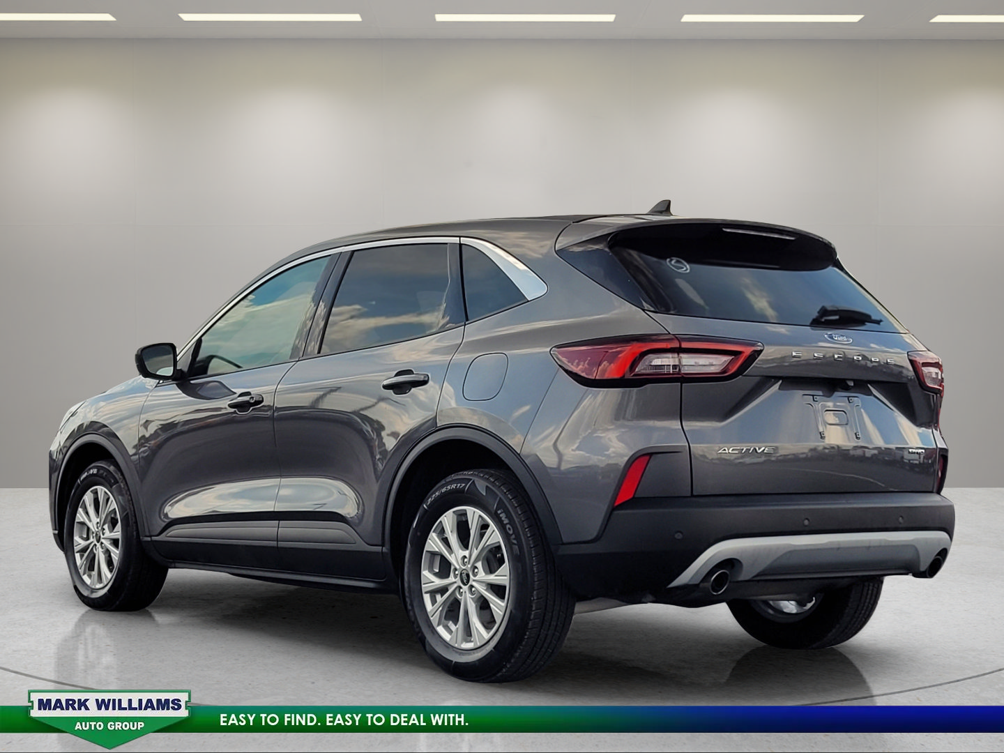 Used 2023 Ford Escape Active w/ Tech Pack #2 AWD/4WD image 6