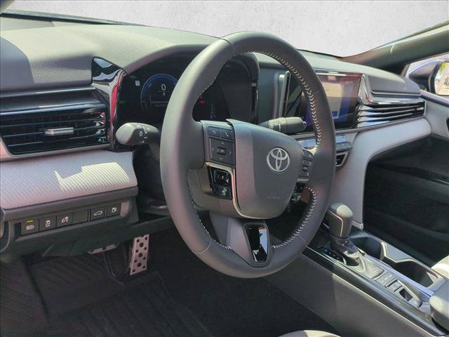 New 2026 Toyota Camry SE FWD image 2