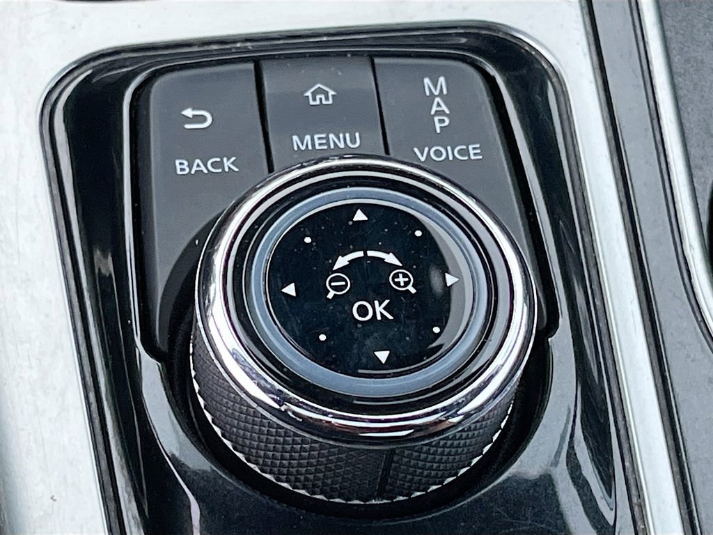 Used 2022 Nissan Maxima SR w/ Sport Mat Group image 16