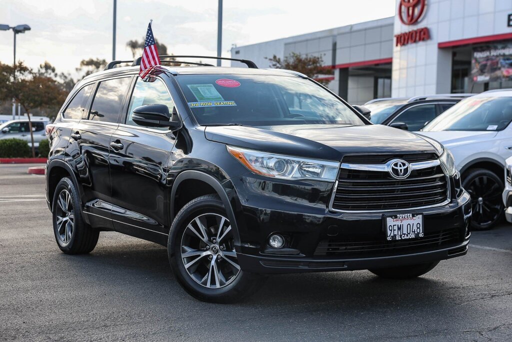 Used 2016 Toyota Highlander XLE