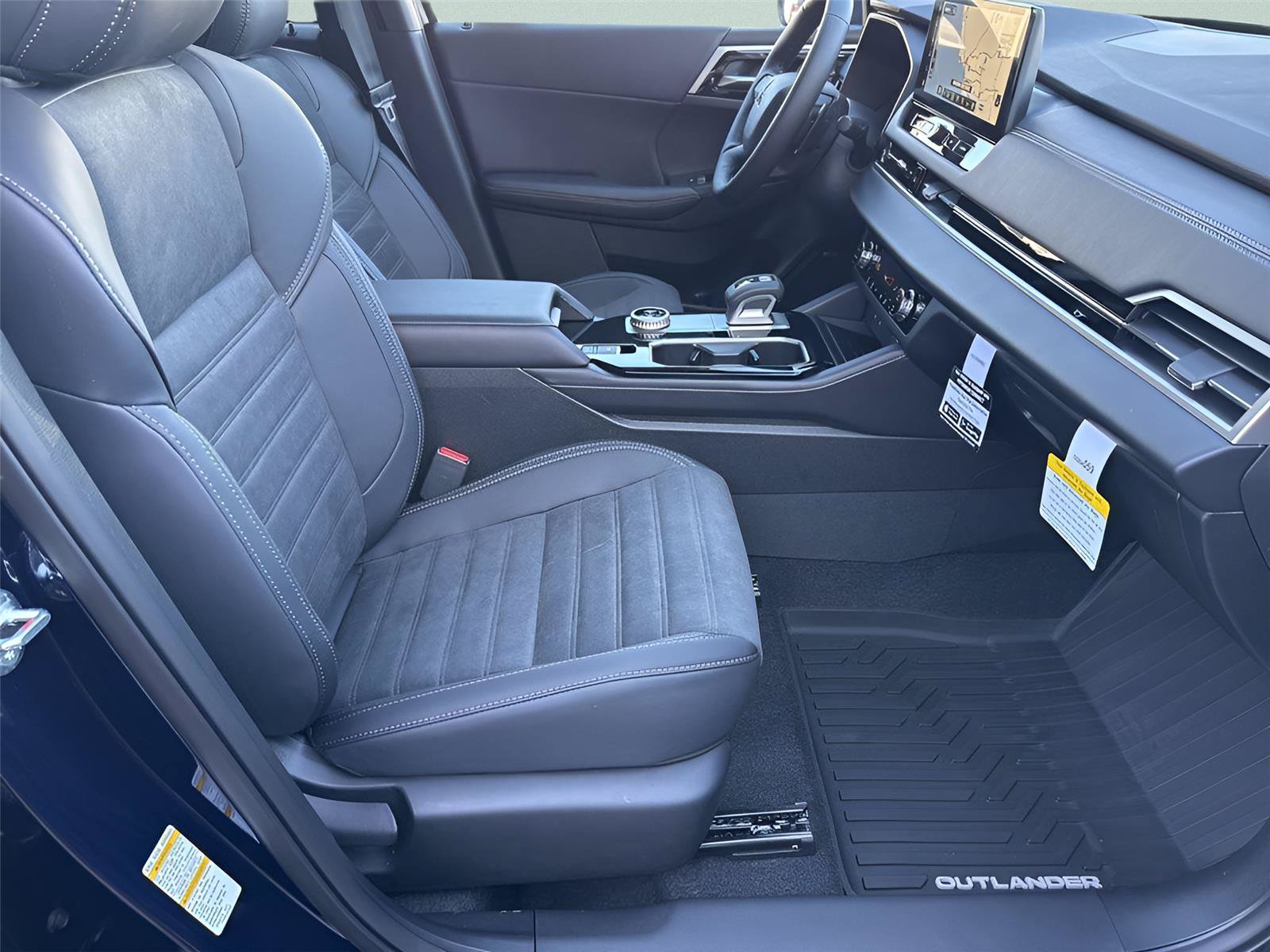 New 2026 Mitsubishi Outlander SE FWD image 26