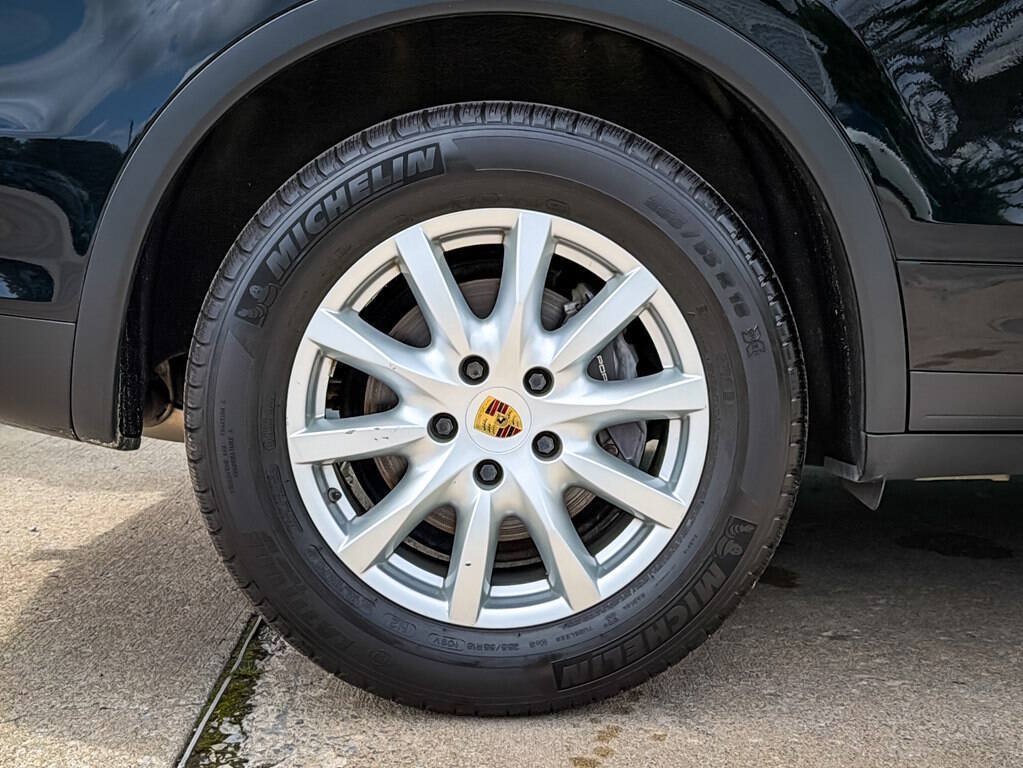 Used 2014 Porsche Cayenne Diesel AWD/4WD image 12