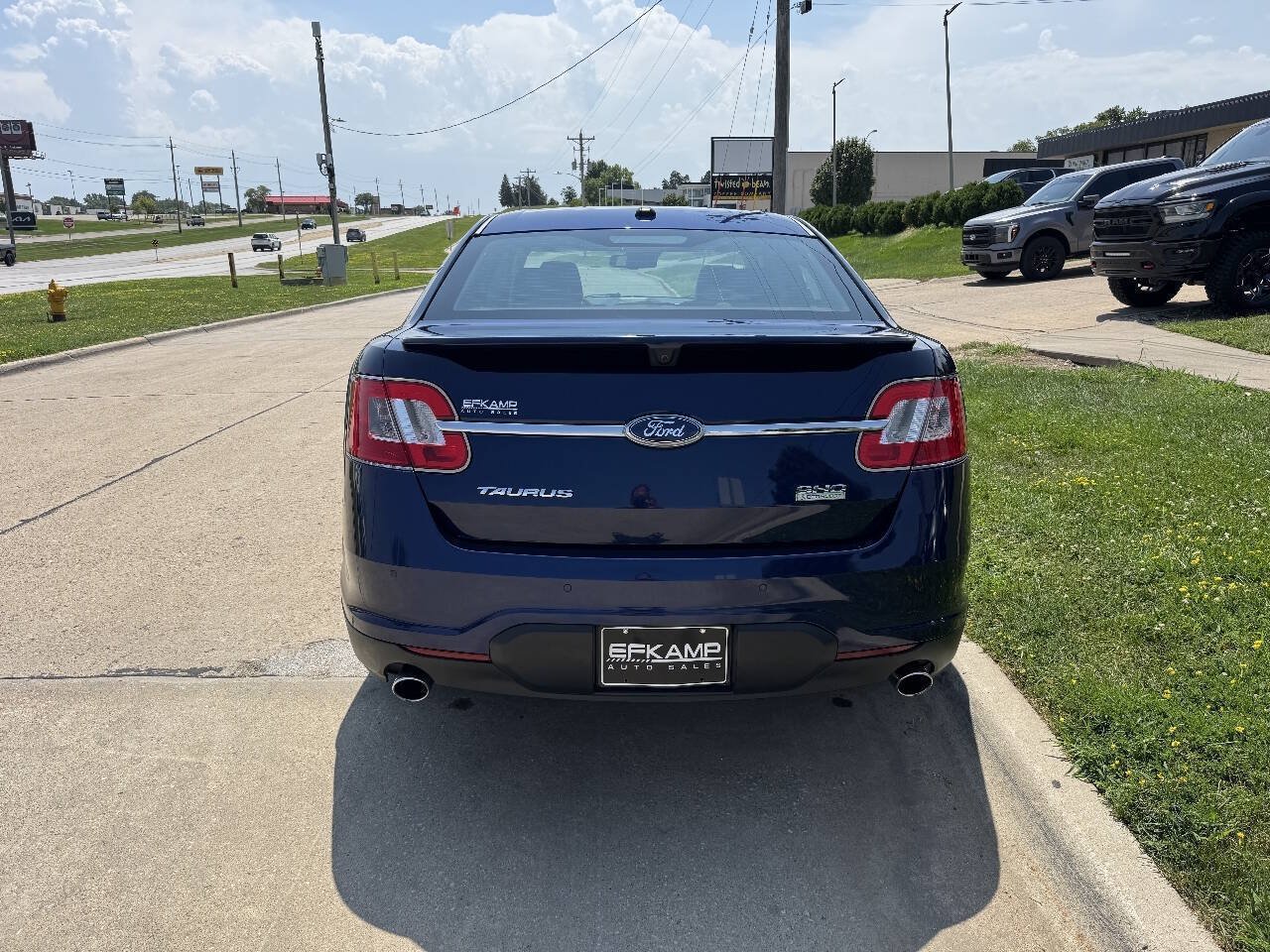 Used 2011 Ford Taurus SHO w/ 402A Rapid Spec Order Code AWD/4WD image 4