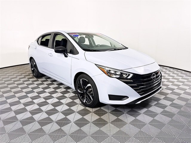 Certified 2023 Nissan Versa SR w/ Trunk Package image 1
