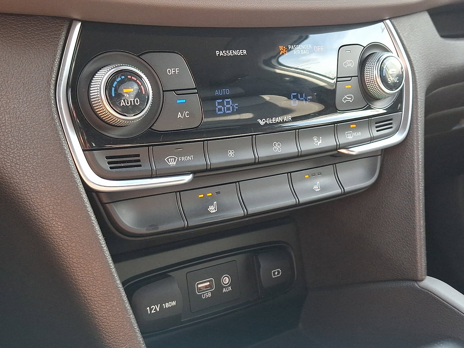 Used 2019 Hyundai Santa Fe SEL AWD/4WD image 15