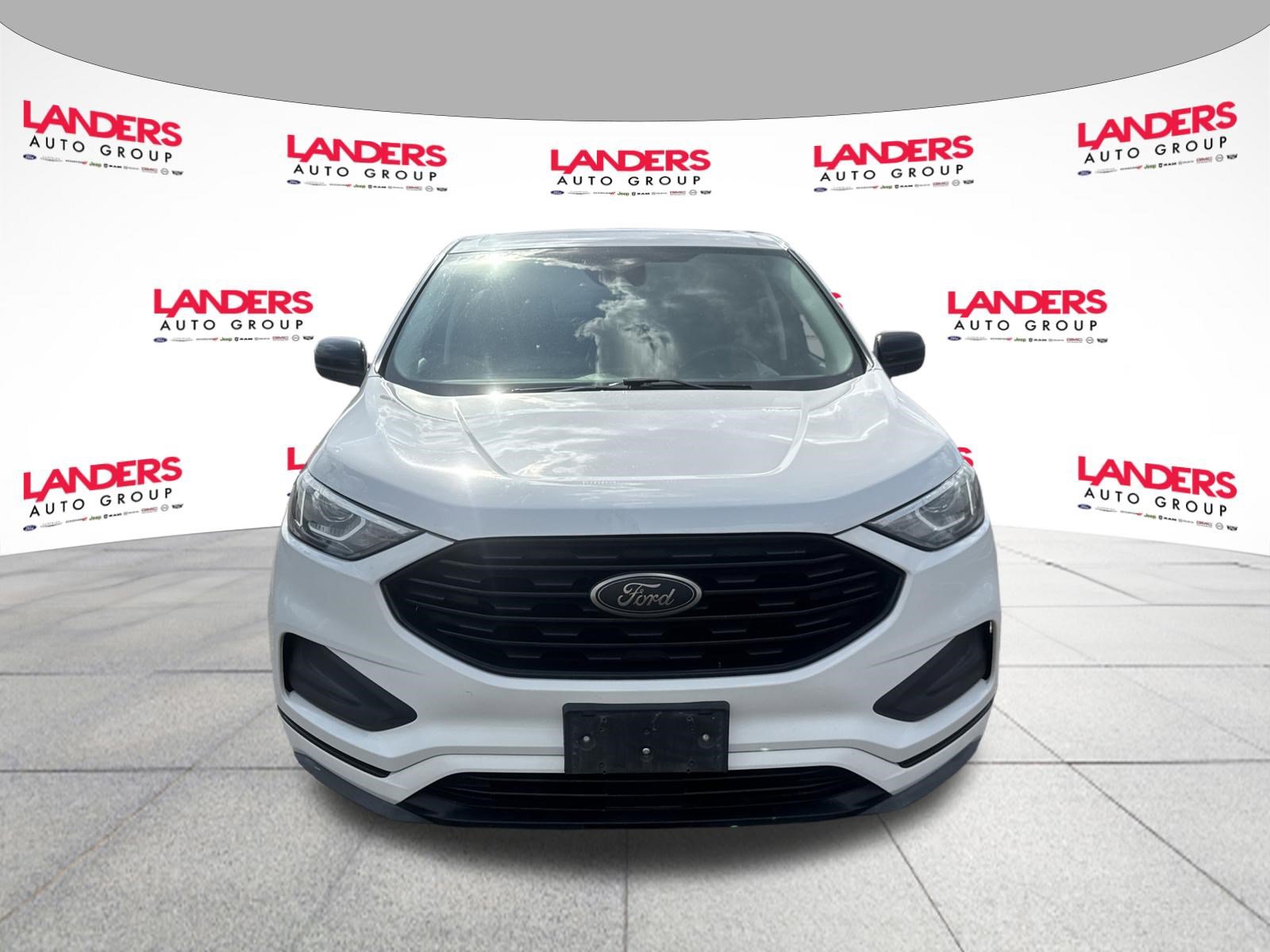 Used 2023 Ford Edge SE w/ Black Appearance Package AWD/4WD image 8