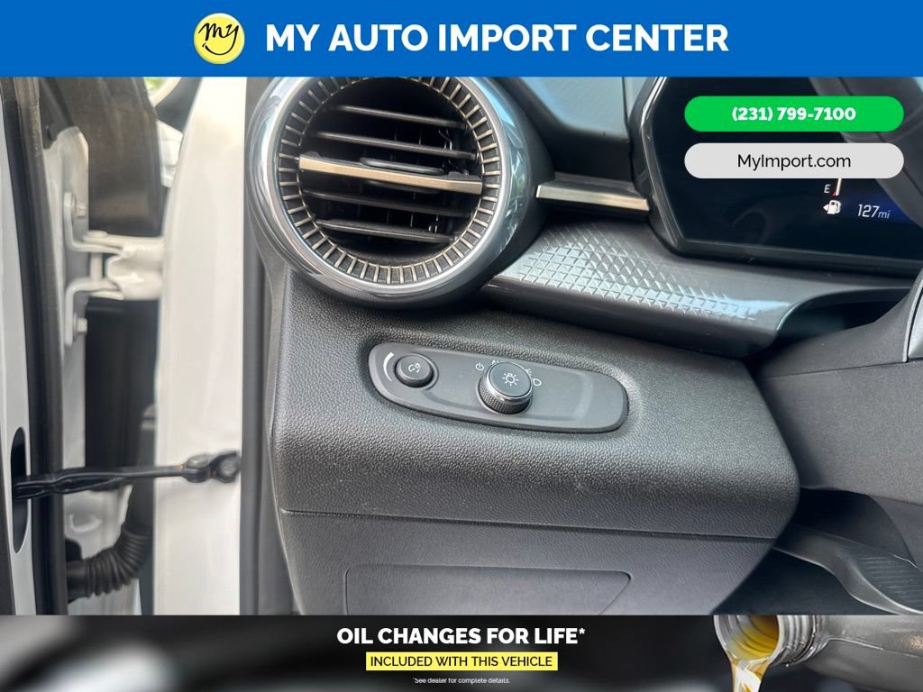 Used 2025 Chevrolet Trax ACTIV FWD image 14