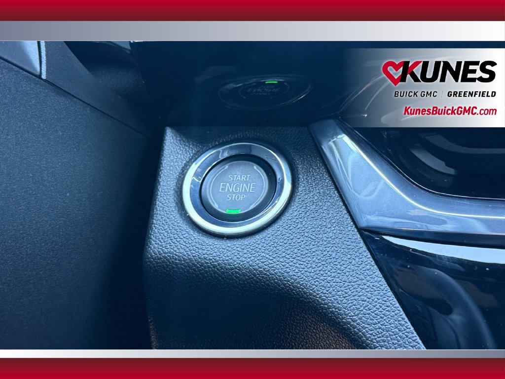 Used 2025 Buick Envista Sport Touring w/ Convenience I Package FWD image 30