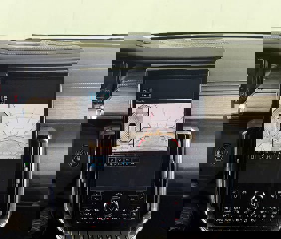 Certified 2025 GMC Acadia Denali FWD image 15