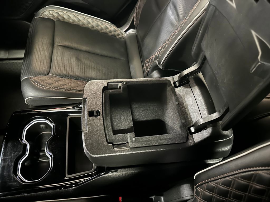 Certified 2022 Jeep Grand Cherokee L Summit w/ Luxury Tech Group V AWD/4WD image 40