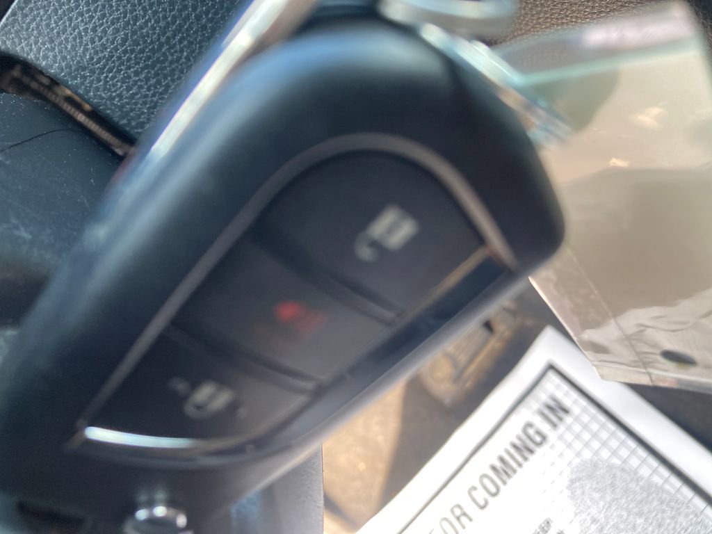 Used 2020 Toyota RAV4 LE image 37