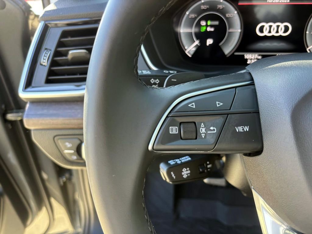 Used 2024 Audi Q5 e Premium image 18