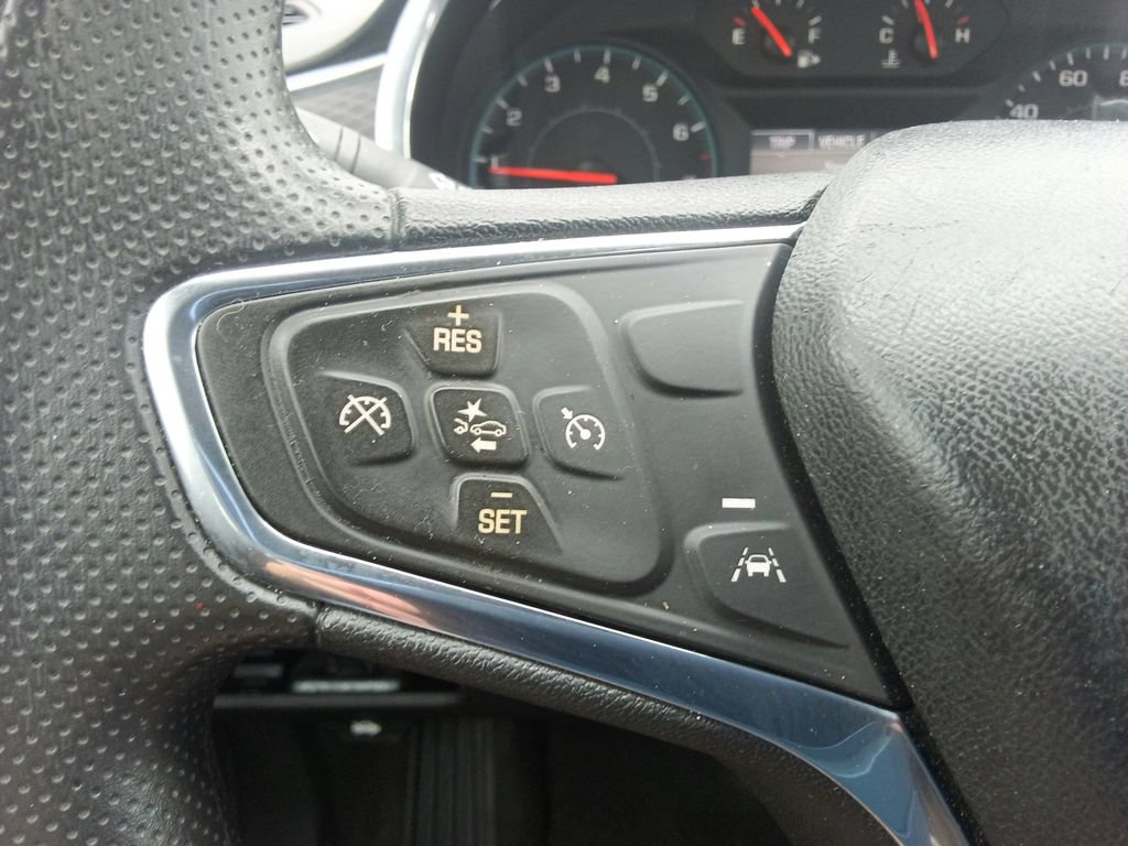 Used 2020 Chevrolet Malibu LT FWD image 23
